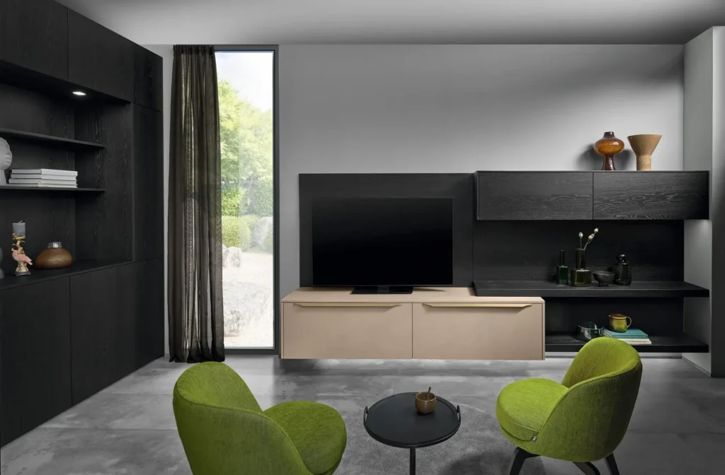 Modernes Wohnzimmer in schwarzer Eiche und sandfarbener Betonoberfläche